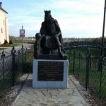 Пам'ятник Казимиру Великому в Кракові по дорозі Орлиних Гнізд